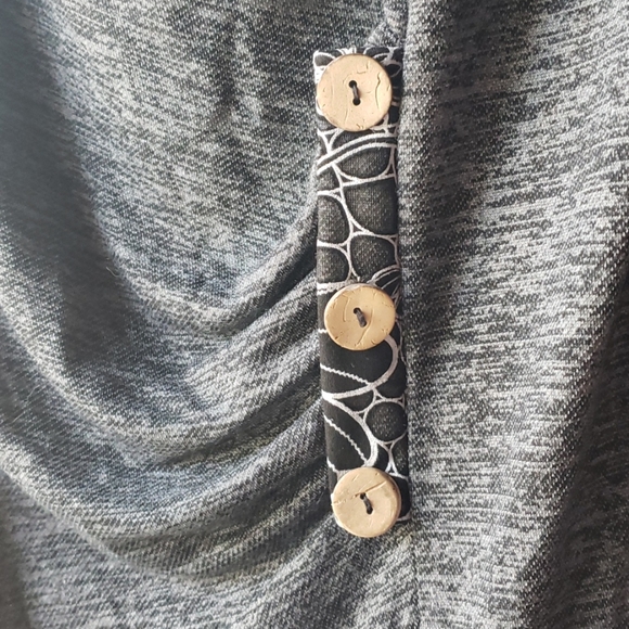 Tunic - Picture 2 of 5